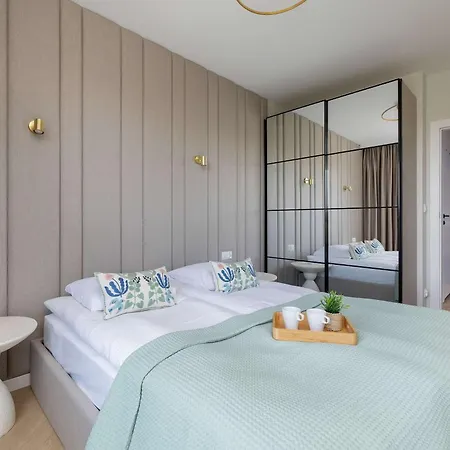Prandoty 10c Cozy With Balcony & Parking In By Renters *